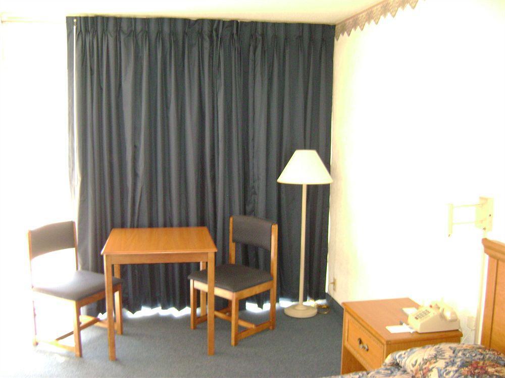 Rodeway Inn & Conference Center Sioux City Exteriör bild