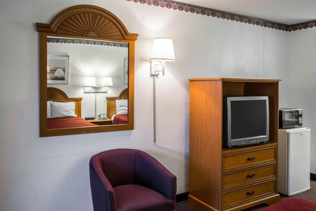 Rodeway Inn & Conference Center Sioux City Exteriör bild